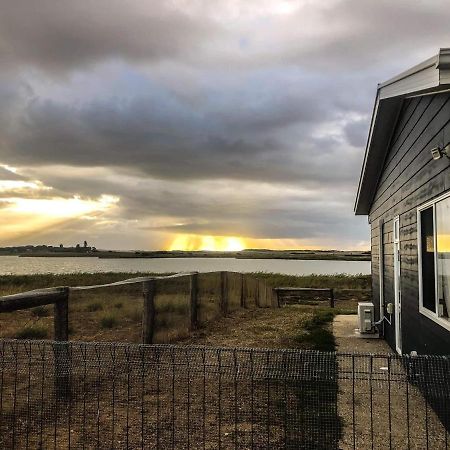 Coorong Island Retreat - Farm Stay At Pet Friendly Property Meningie Exterior photo